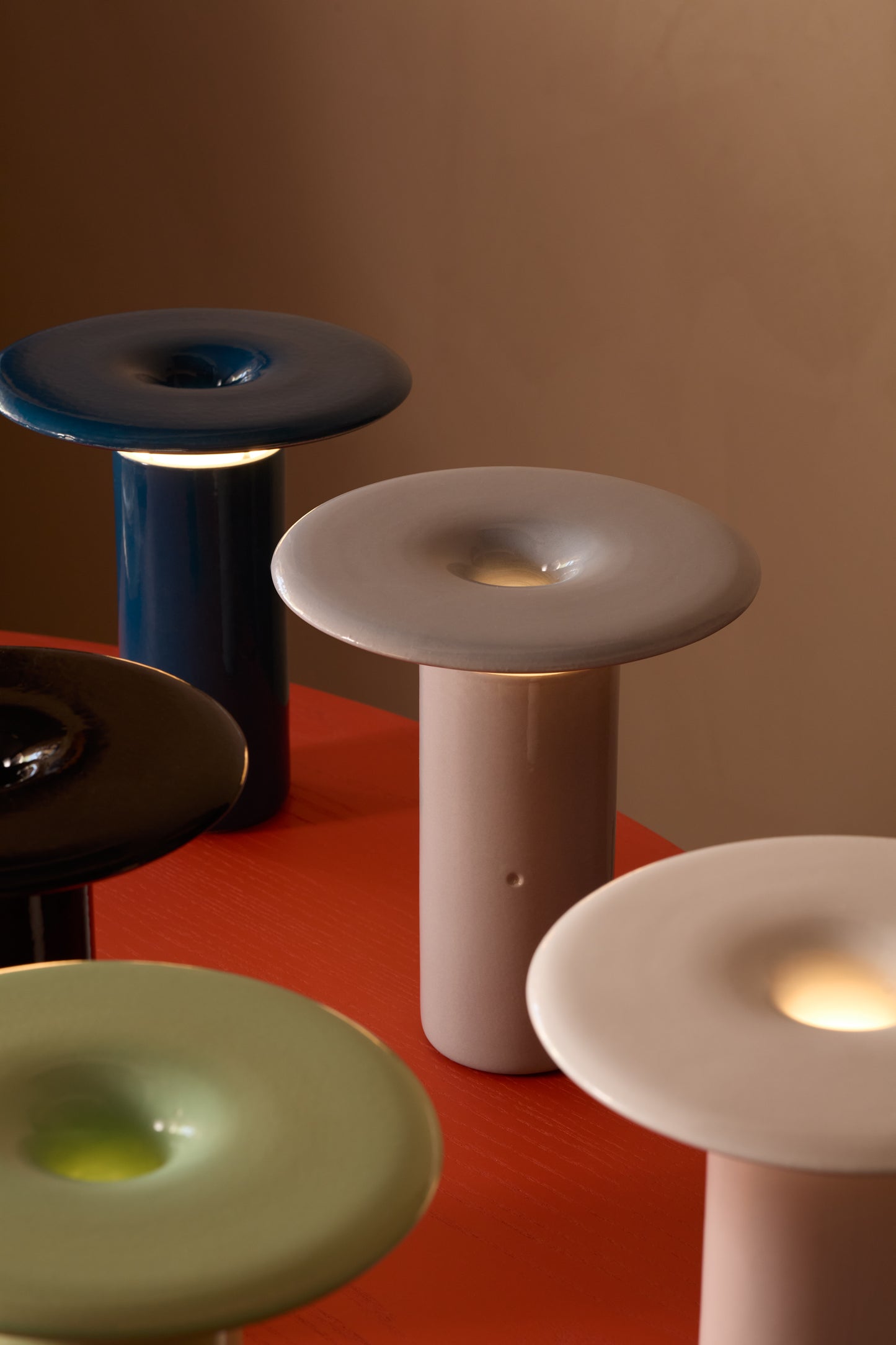 NAIS      Candeeiro de mesa portátil (sem fios) Handcrafted