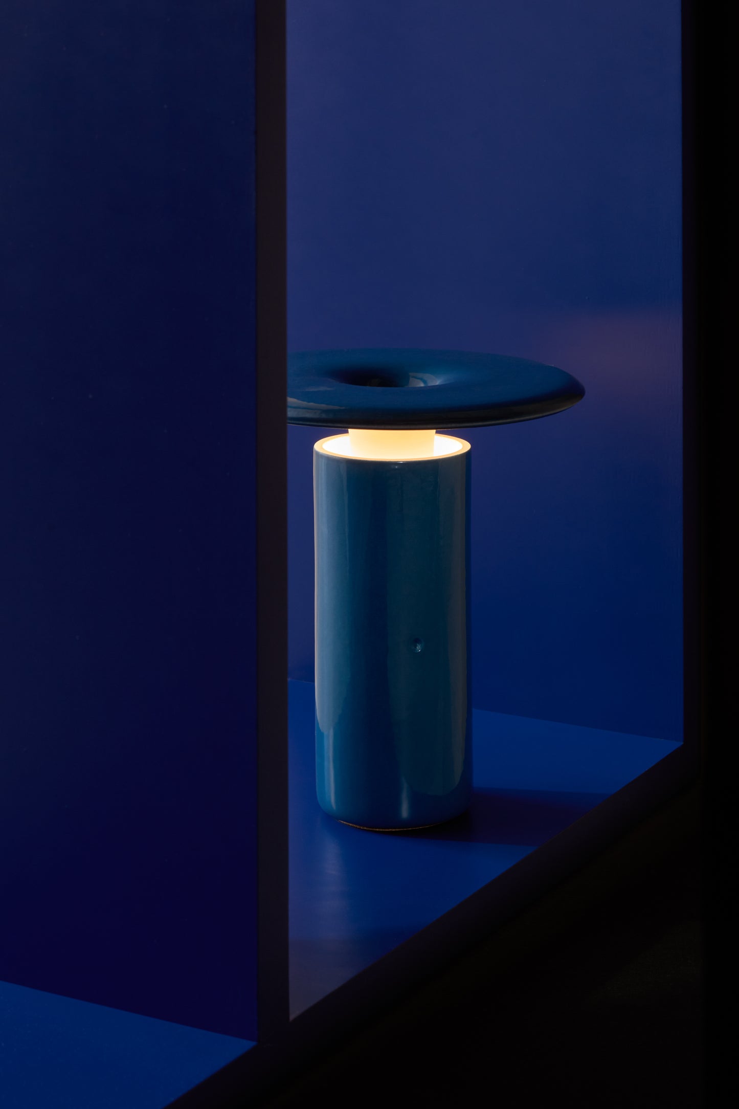 NAIS      Candeeiro de mesa portátil (sem fios) Handcrafted