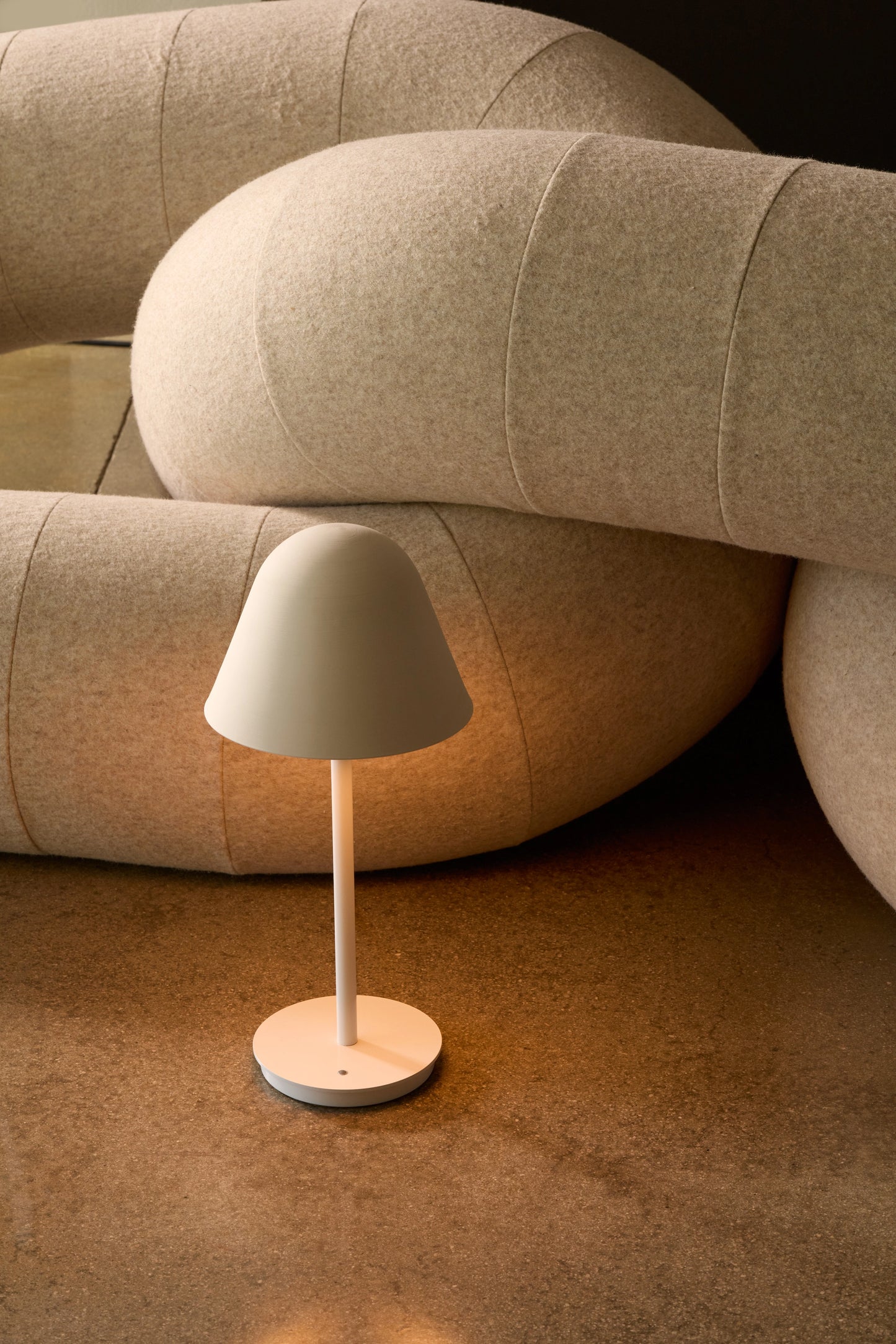 OKINA Table Lamp in Handcrafted Ceramic