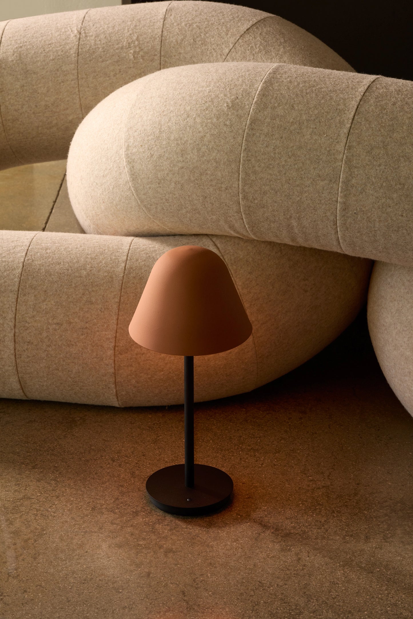 OKINA Table Lamp in Handcrafted Ceramic