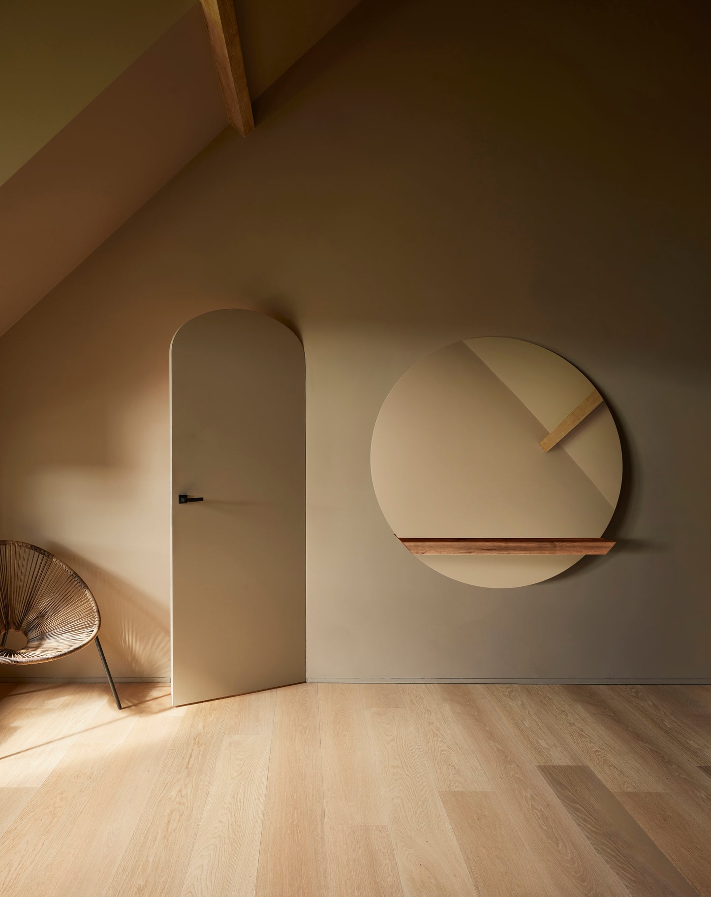 Guillotine espelho redondo com Gaveta em Madeira Sustentável FSC