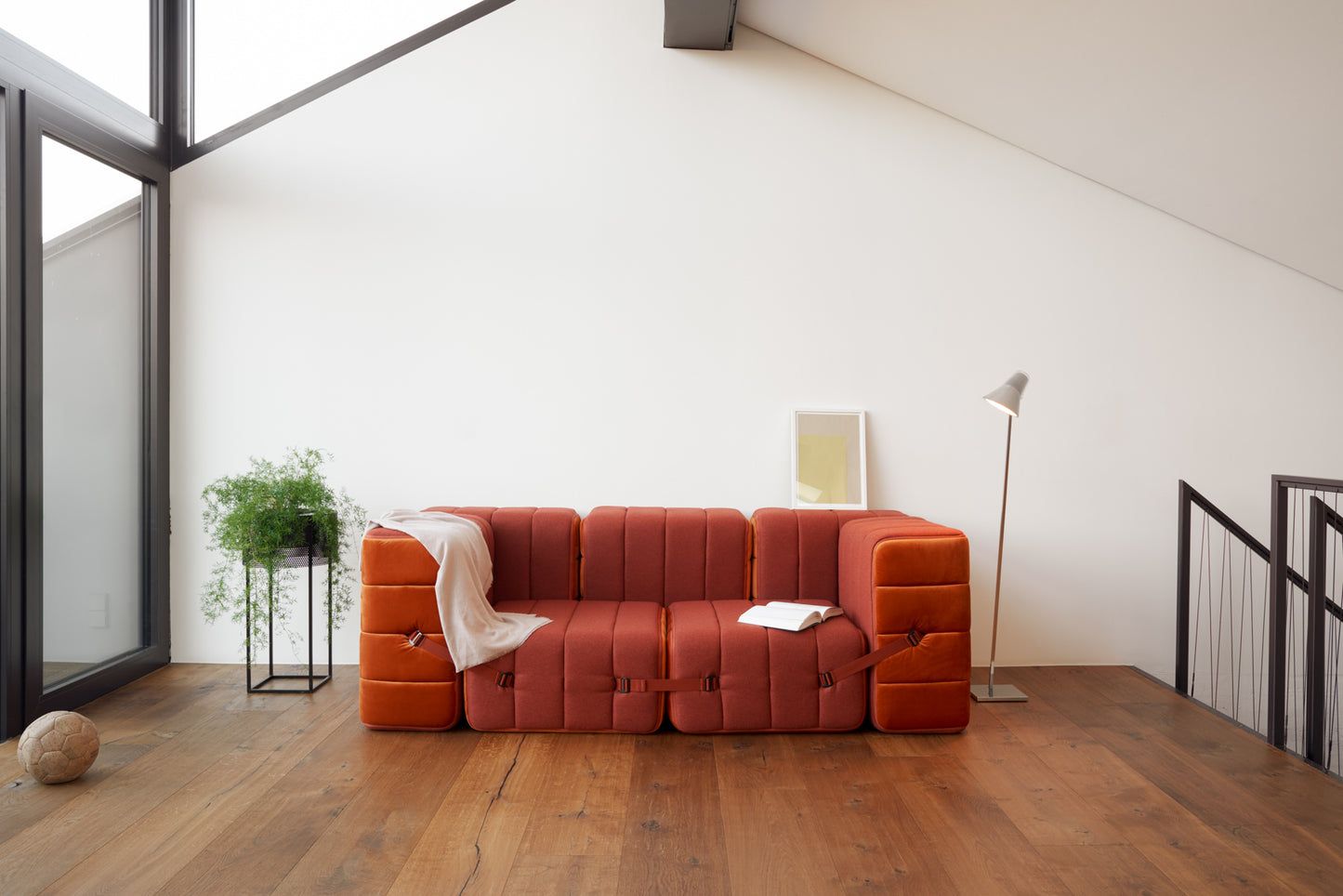 CURT 2 Seater Sofa in 100% recycled wool, modular system.